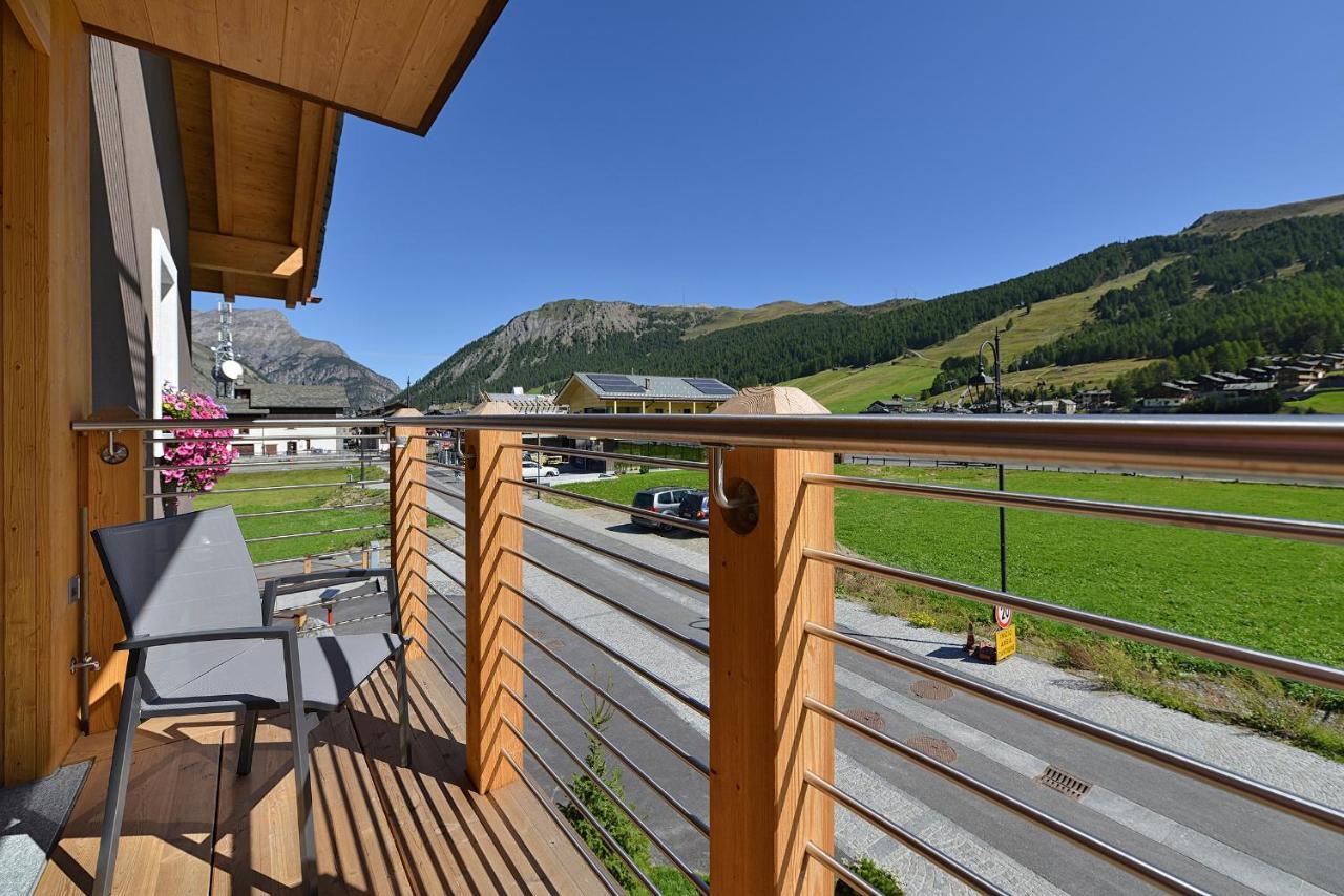 Roberta Loft - Rooms And Apartments Livigno Exterior photo