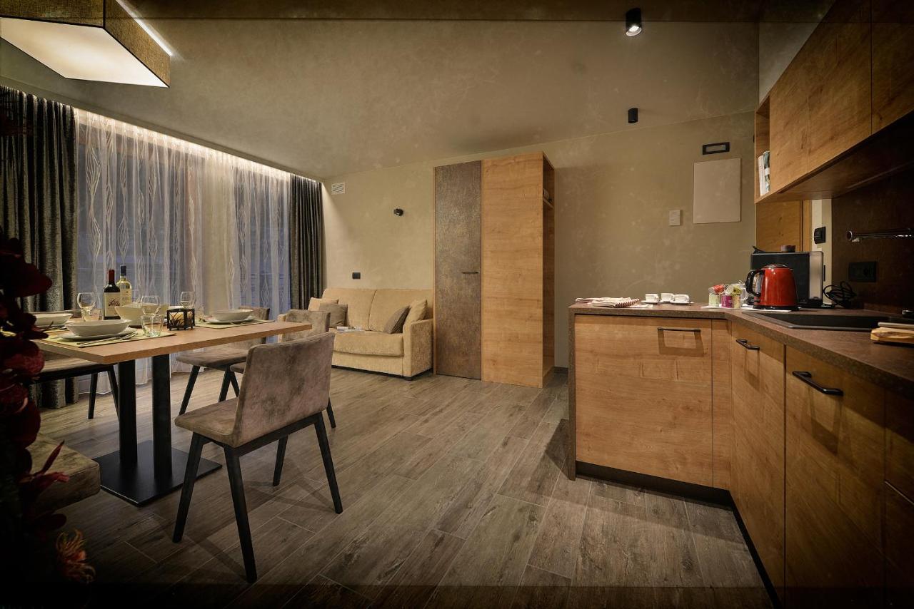 Roberta Loft - Rooms And Apartments Livigno Exterior photo