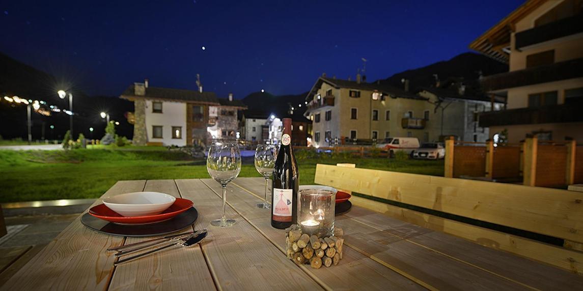 Roberta Loft - Rooms And Apartments Livigno Exterior photo
