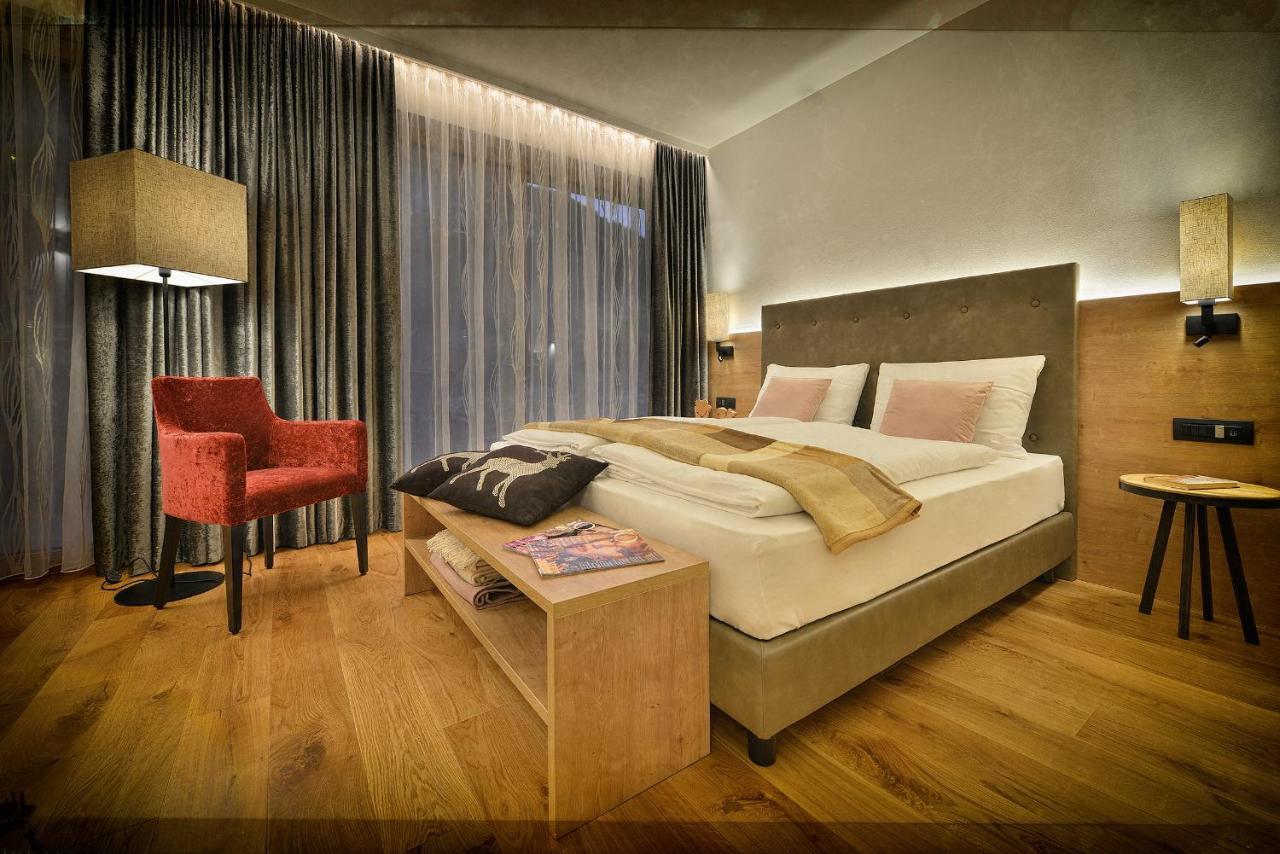 Roberta Loft - Rooms And Apartments Livigno Exterior photo