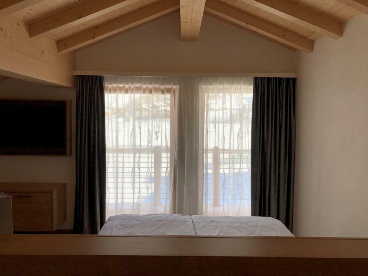 Roberta Loft - Rooms And Apartments Livigno Exterior photo